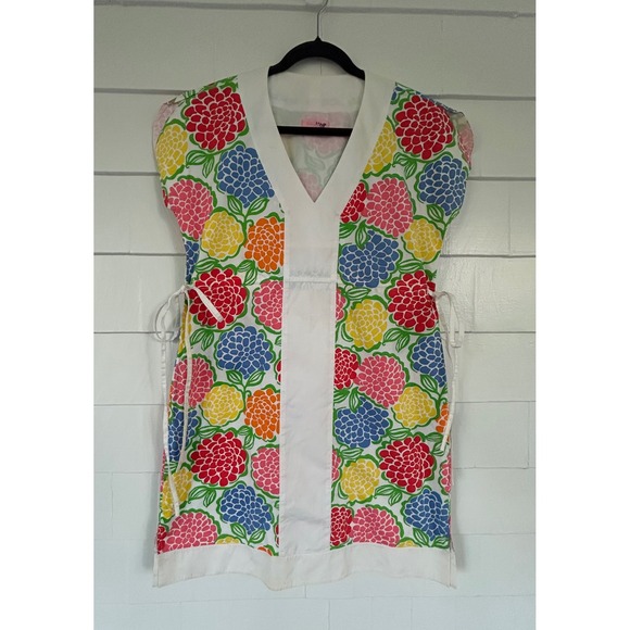 Lilly Pulitzer Dresses & Skirts - Lilly Pulitzer Floral V-Neck Shift Dress Multi-Color Size 6